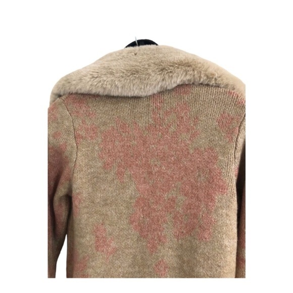 Tan & pink glam oversized faux fur collar open front long cardigan size small - Picture 11 of 14